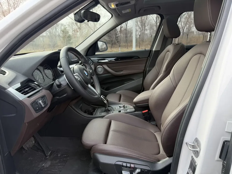 BMW X1 BMW X1 2022 sDrive20Li Premium 2022 — thumbnail 5