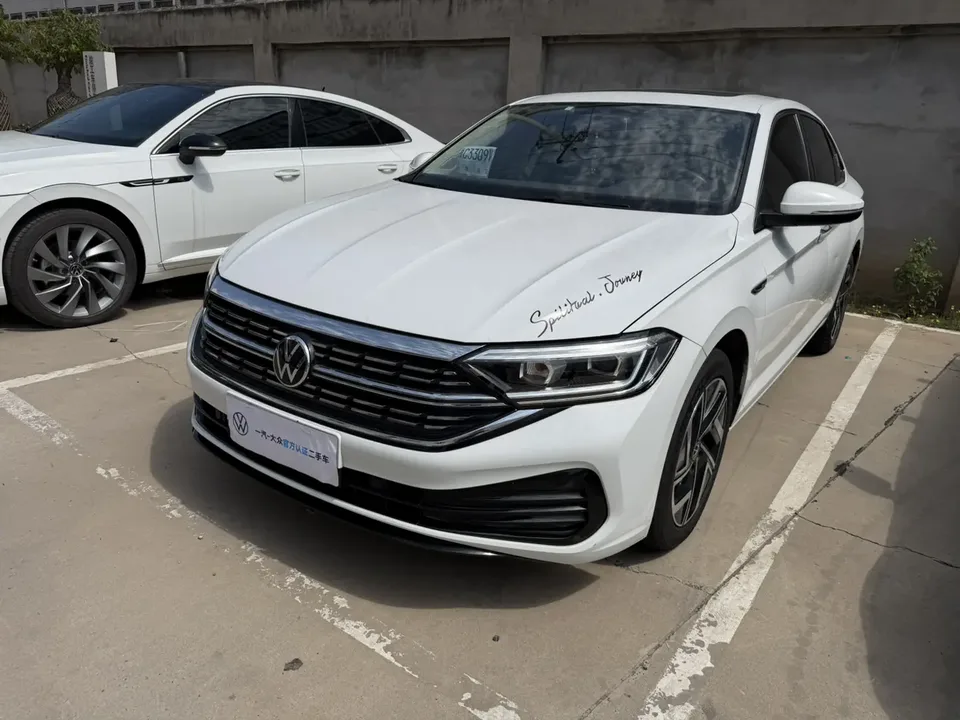 Volkswagen Sagitar Sagitar 2022 280TSI DSG Beyond Edition 2022 — photo 1, buy with delivery to Moscow