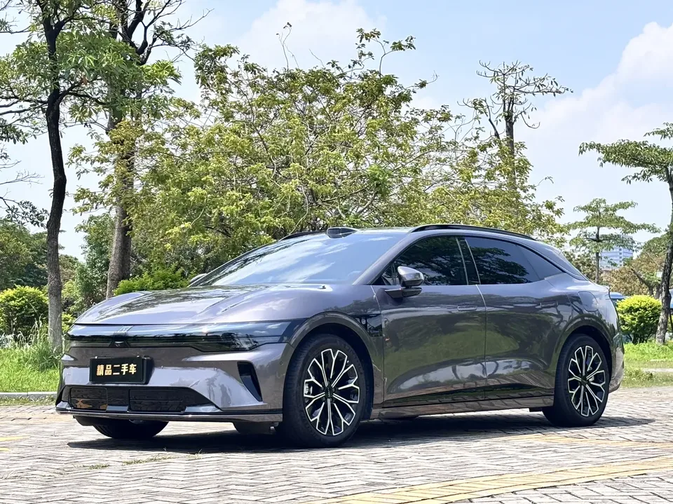 Zeekr 007GT ZEEKR 007GT Rear-wheel drive intelligent driving version 75kWh 2025 — photo 1, buy with delivery to Moscow