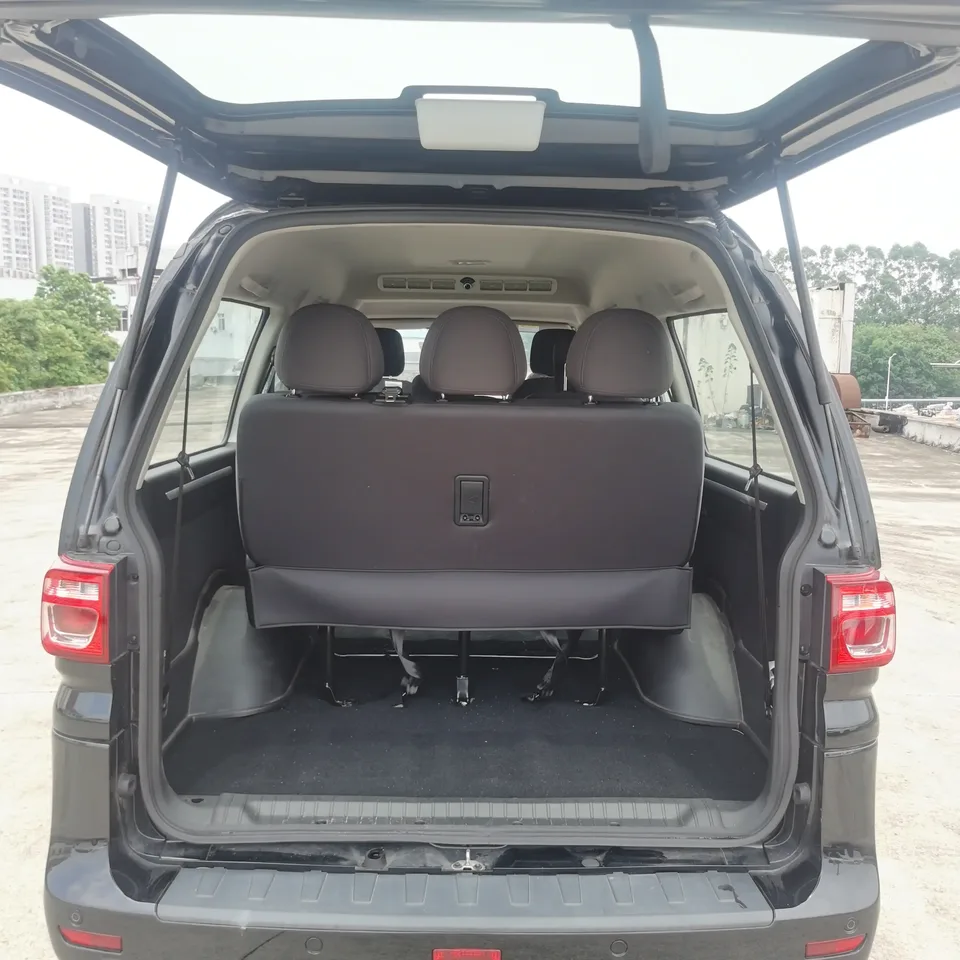 Forthing Lingzhi Lingzhi Lingzhi 2025 M5 1.6L CNG Commercial Vehicle 8-Seat 110L Gas Tank 2025 — thumbnail 3