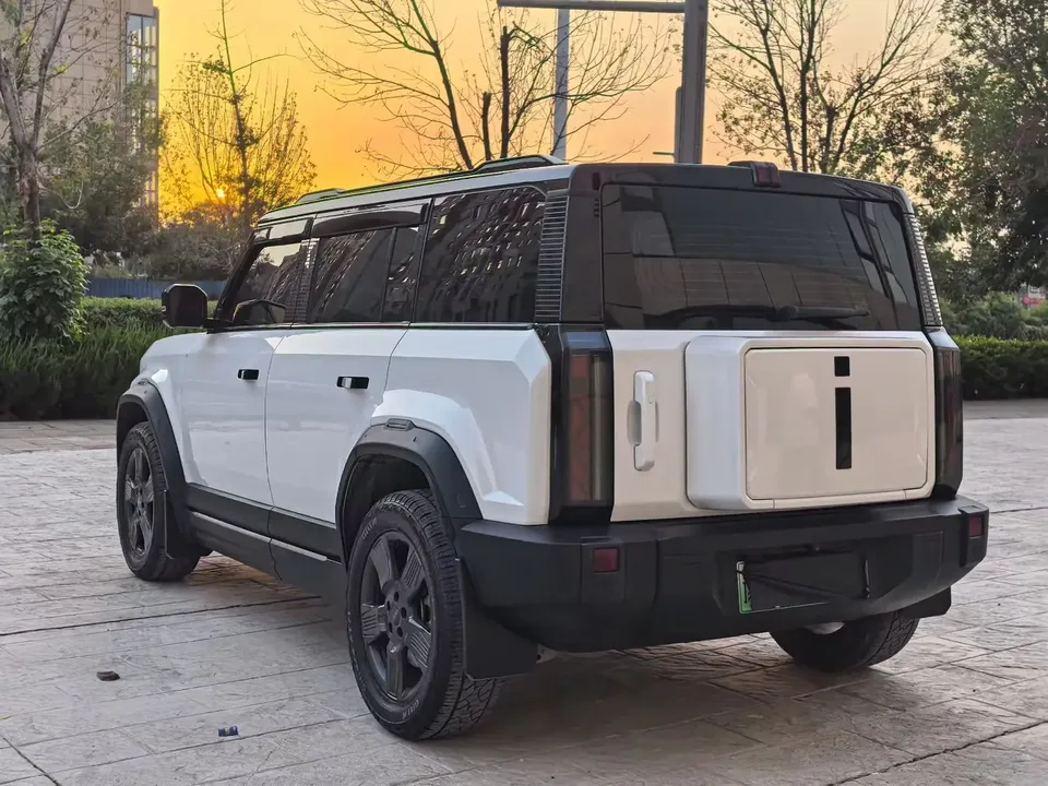 iCAR 03 iCAR 03 Four-wheel drive long-range version 2024 — thumbnail 4