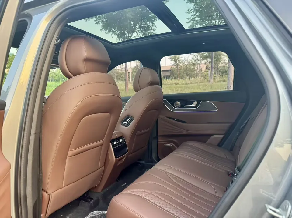 Chery Tiggo 9 Tiggo 9 9X 2.0T AT Front-Wheel Drive Premium Edition 2026 — thumbnail 3