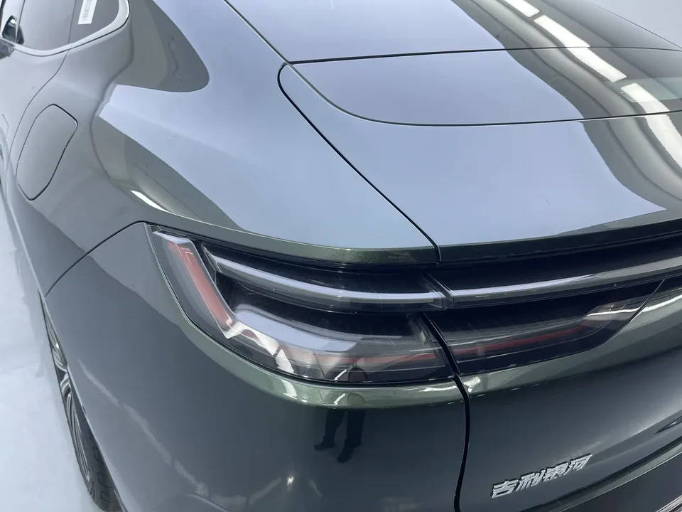 Geely Galaxy Star 8 PHEV Galaxy Star 8 PHEV 130km EM-P Starship Edition 2025 — thumbnail 4