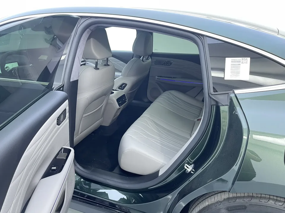 Geely Galaxy Star 8 PHEV Galaxy Star 8 PHEV 130km EM-P Starship Edition 2025 — thumbnail 5