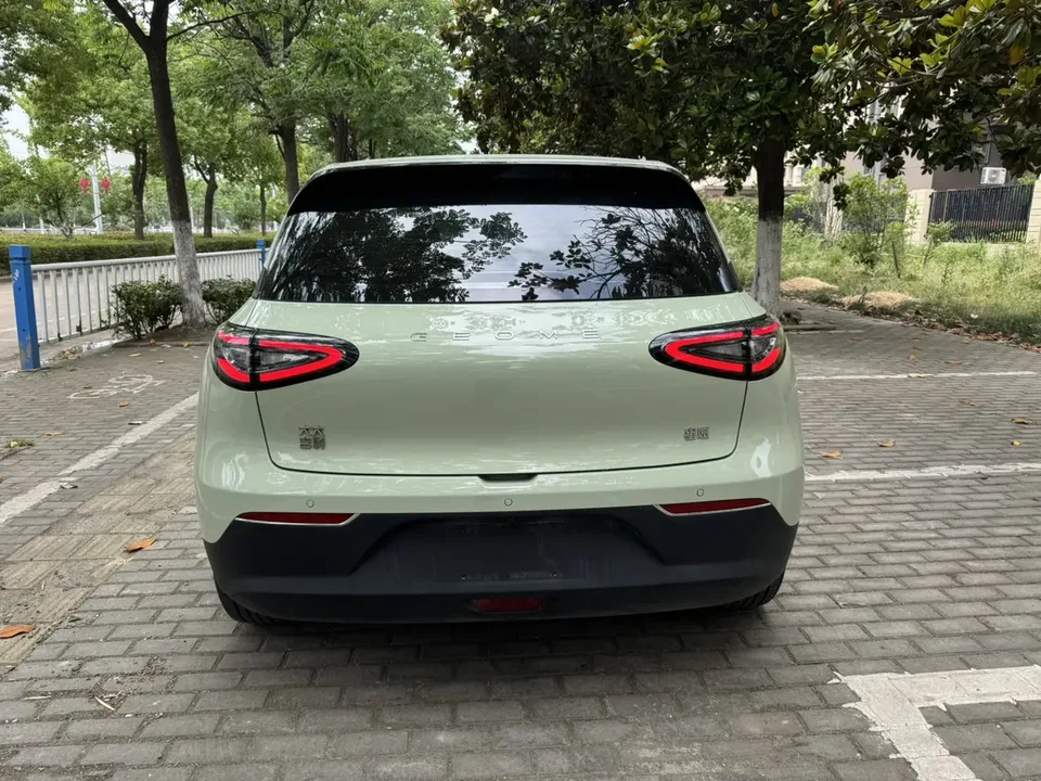 Geely Star Wish Star Wish Star Wish 2025 UP 410km Exploration Edition 2025 — thumbnail 2