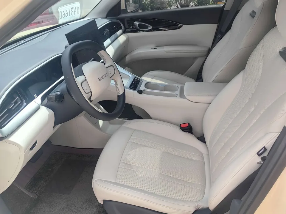Geely Star Wish Star Wish UP 410km Explorer Edition 2025 — thumbnail 3