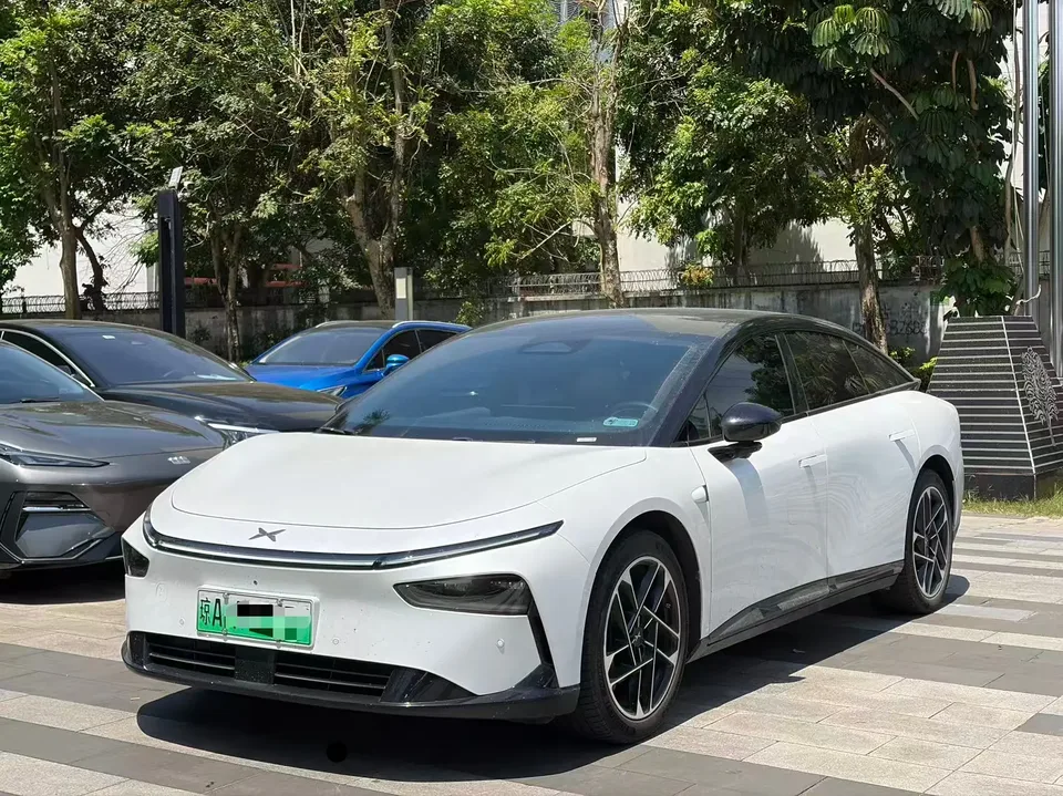 XPeng P7+ Xpeng P7+ Maximum pure electric range 2024 — photo 1, buy with delivery to Moscow