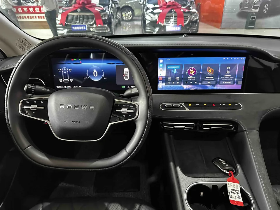 Roewe D7 DMH D7 DMH 125 Excellence Edition 2023 — миниатюра 5