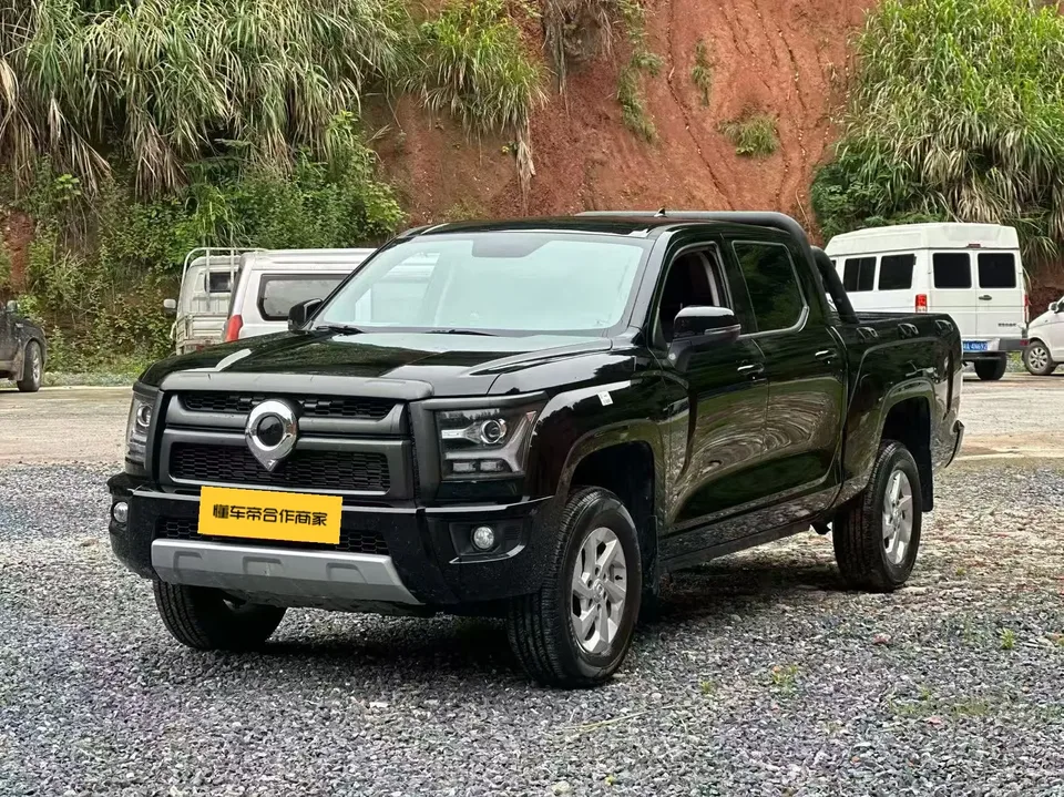 Great Wall Poer KingKong King Kong Cannon 2.0T diesel 8AT 4WD elite flat box GW4D20M 2024 — photo 1, buy with delivery to Moscow