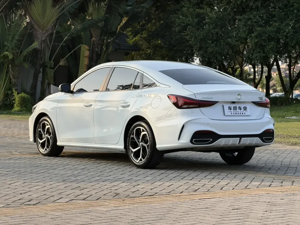 MG 5 5 MG5 2025 300TGI Global Flagship Edition 2025 — thumbnail 2