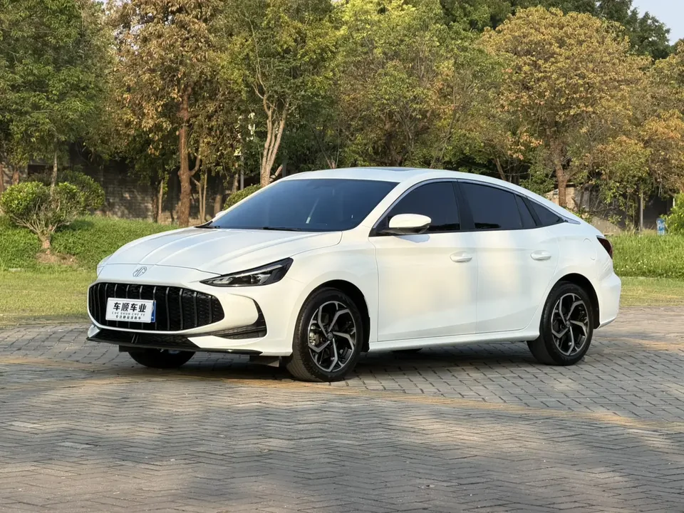 MG 5 5 MG5 2025 300TGI Global Flagship Edition 2025 — photo 1, buy with delivery to Moscow