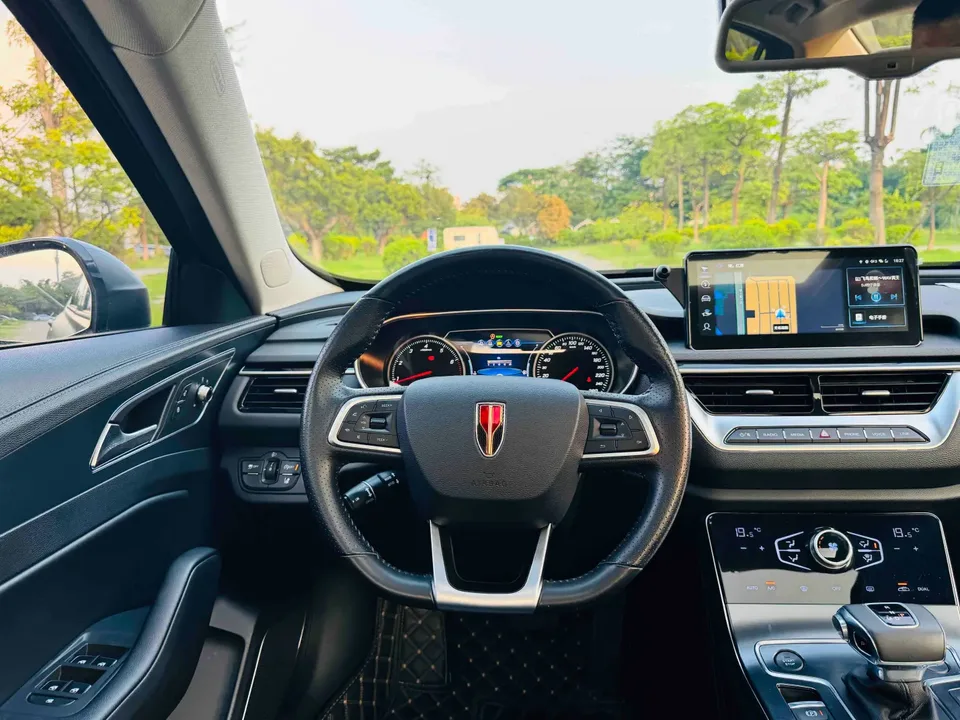 Hongqi H5 classic Hongqi H5 classic 1.8T 2022 — thumbnail 5