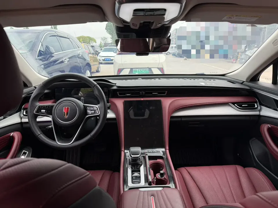 Hongqi H5 Hongqi H5 2.0T Automatic Flagship Edition 2025 — thumbnail 5