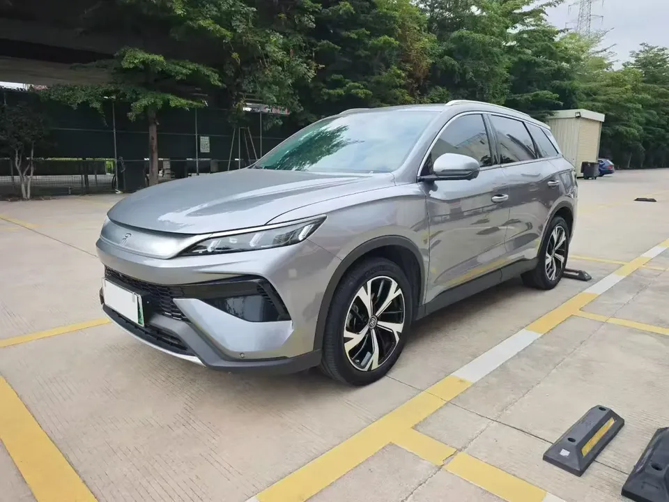BYD Song Pro DM Song Pro DM Second Generation DM-i 115KM Excellence 2025 — photo 1, buy with delivery to Moscow