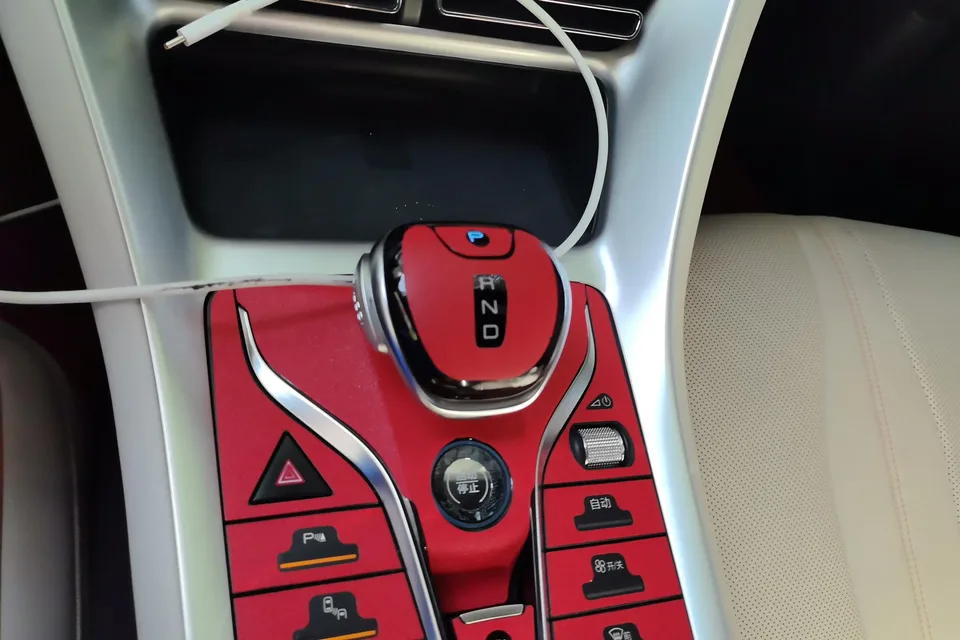 BYD Song Pro DM Song Pro DM DM-i Honor Edition 71km Pilot Edition 2024 — миниатюра 4