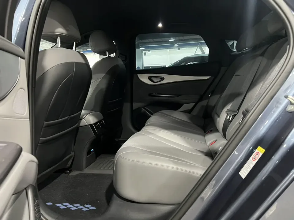 BYD Seal 07DM Seal 07DM DM-i 125KM Elite 2024 — thumbnail 3