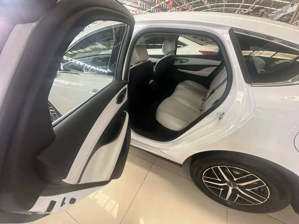 BYD Seal 05DM Seal 05DM Intelligent Driving Edition DM-i 120KM Flagship Model 2025 — thumbnail 3