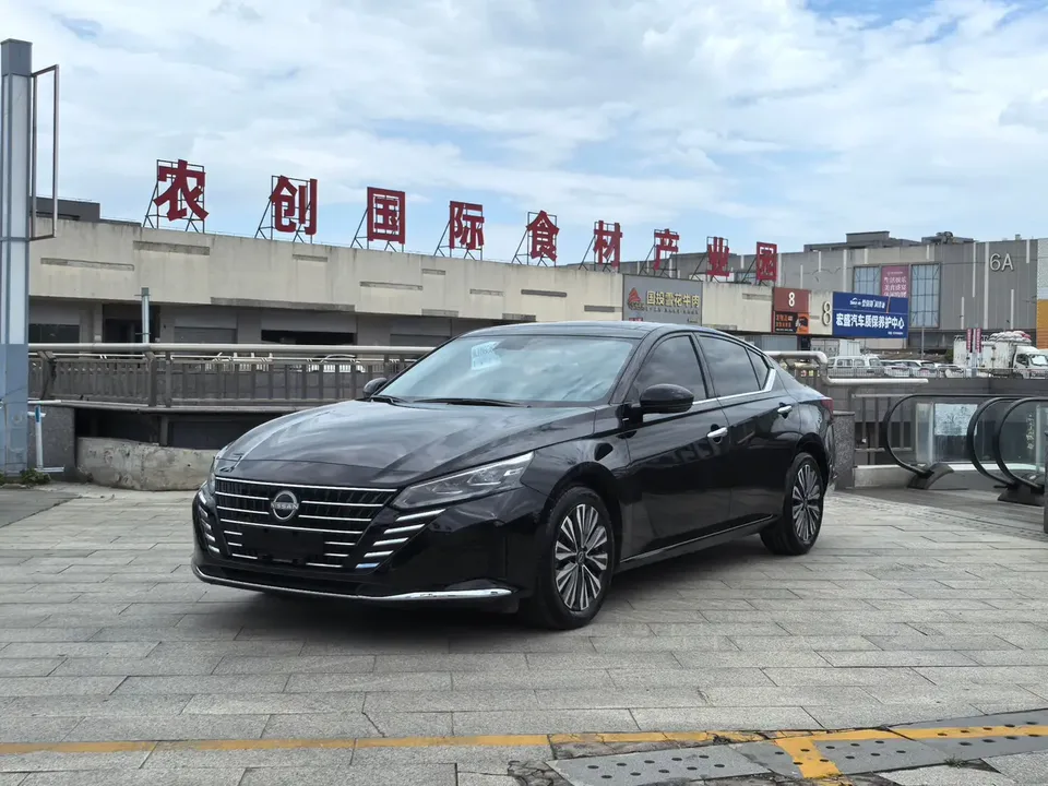 Nissan Altima Sound of nature 2.0L XL-TLS Enjoy Edition 2025 — photo 1, buy with delivery to Moscow