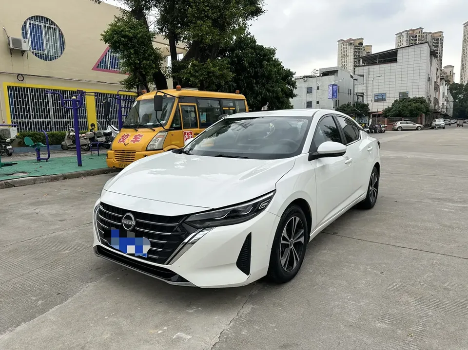 Nissan Sylphy Sylphy 1.6L CVT Enjoy Edition 2023 — photo 1, buy with delivery to Moscow