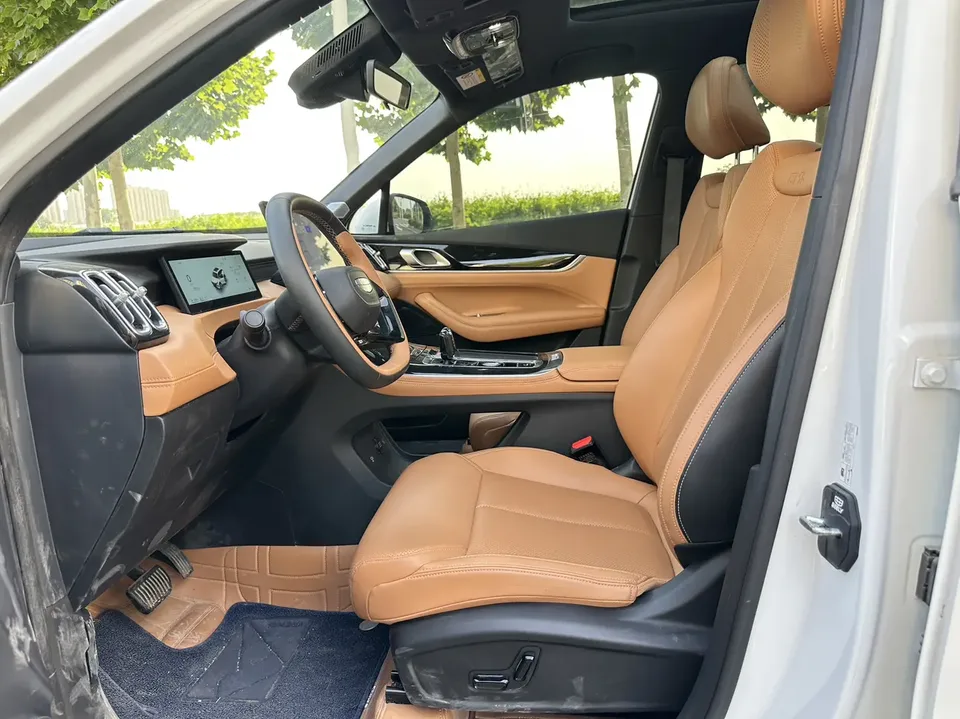 Geely Atlas L Boyue L Fourth generation 1.5TD DCT Sanhe 2025 — thumbnail 5