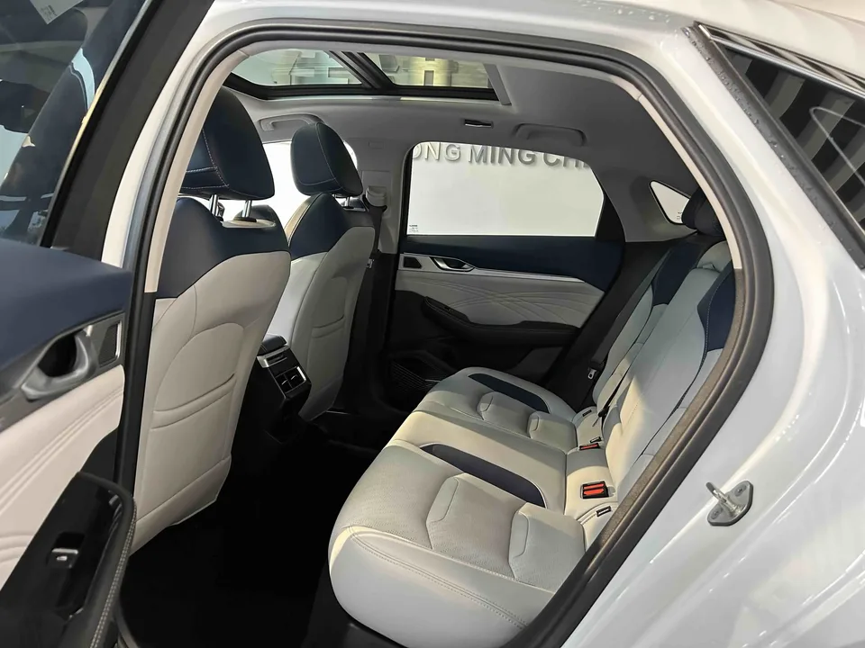 Geely Preface Xing Rui Xingrui 2023 2.0T Premium Edition 2023 — thumbnail 4
