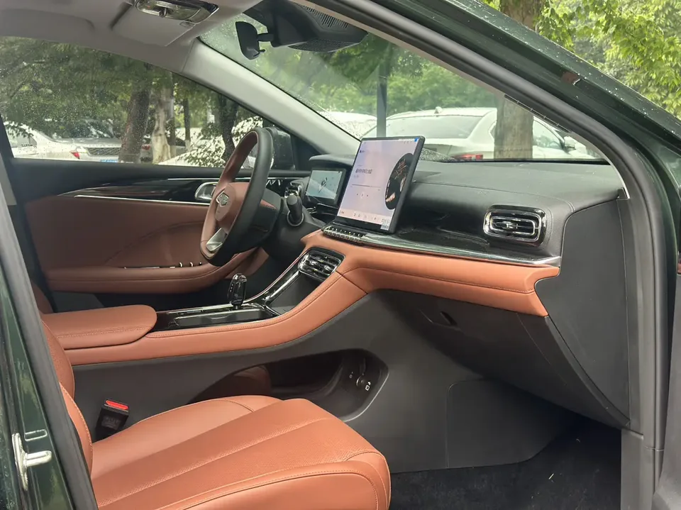 Geely Emgrand emgrand 5th Generation 1.5T DCT Flagship Model 2026 — thumbnail 4