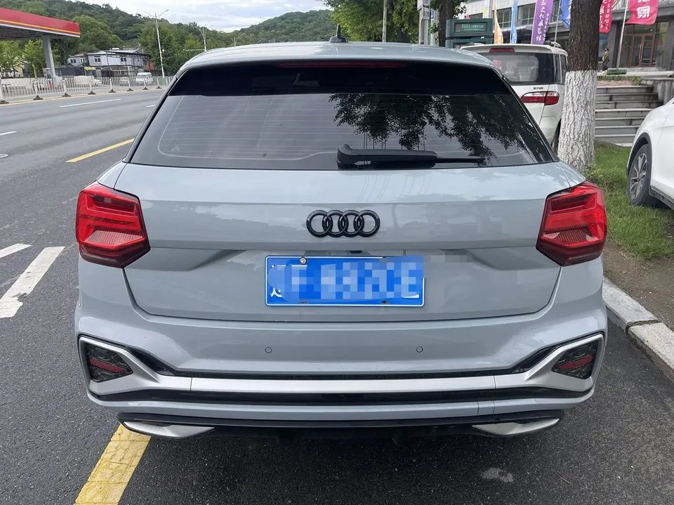 Audi Q2L Q2L Audi Q2L 2022 35 TFSI aggressive and dynamic model 2022 — thumbnail 2