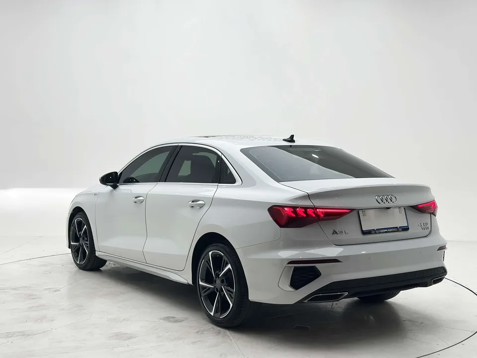Audi A3 Audi A3 A3L Limousine 35 TFSI Stylish Sports 2022 — thumbnail 2