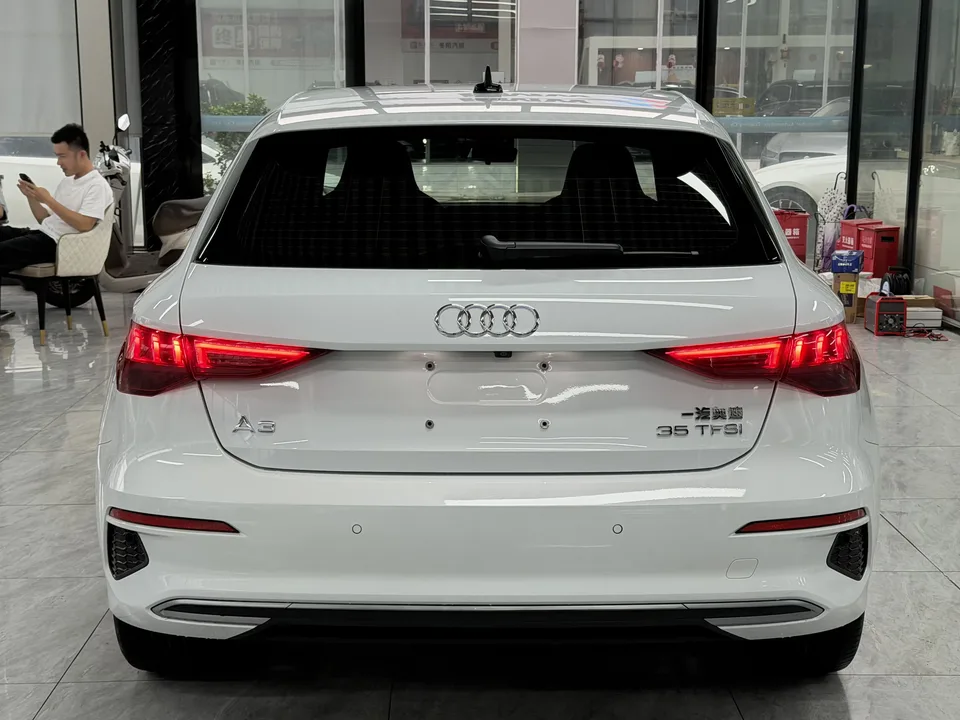 Audi A3 Audi A3 Sportback 35 TFSI facelift: Luxury and elegant version 2023 — thumbnail 5