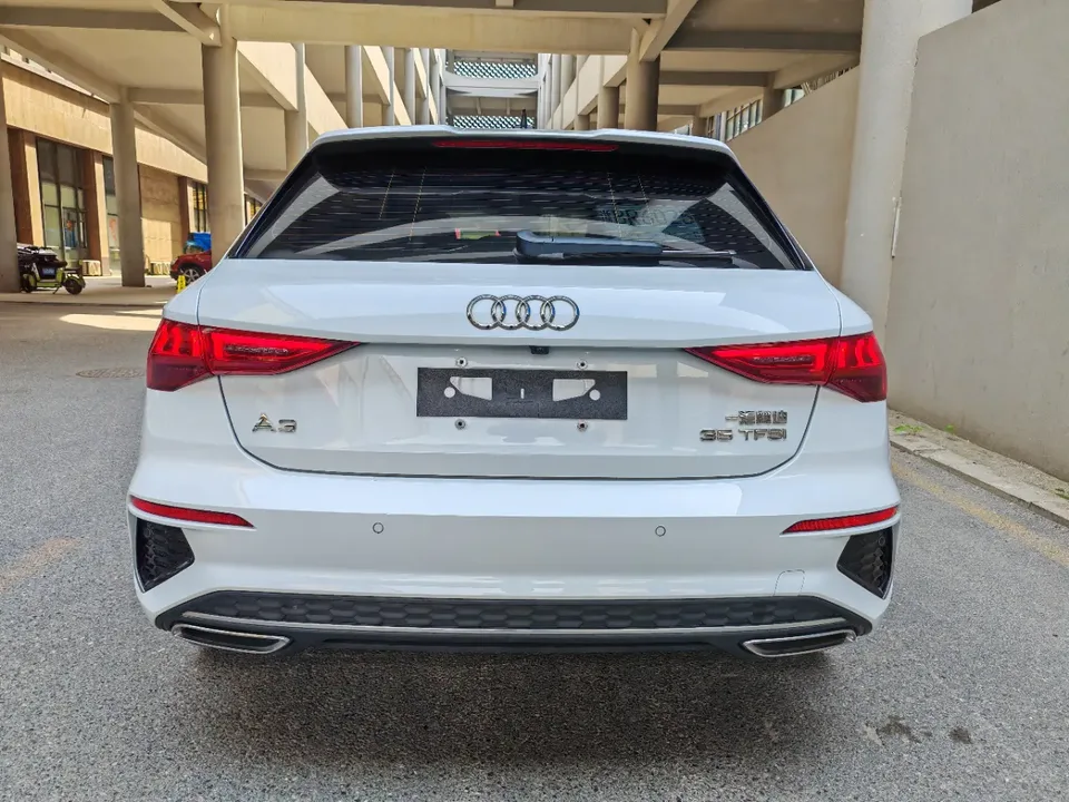 Audi A3 A3 Sportback 35 TFSI stylish and sporty 2022 — thumbnail 2