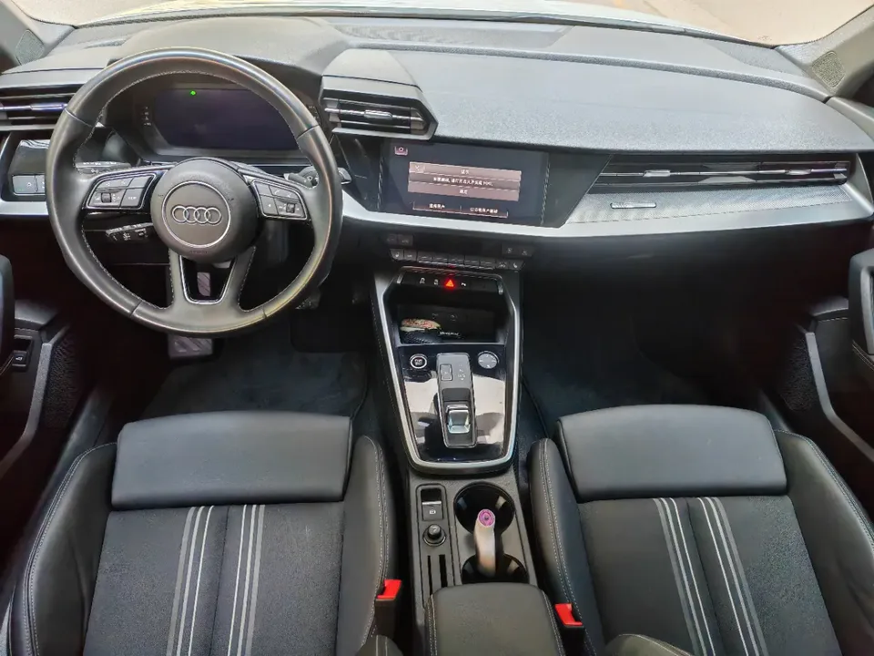 Audi A3 A3 Sportback 35 TFSI stylish and sporty 2022 — thumbnail 5