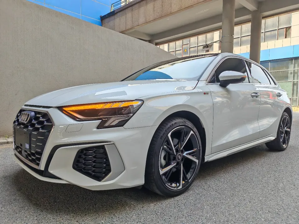Audi A3 A3 Sportback 35 TFSI stylish and sporty 2022 — photo 1, buy with delivery to Moscow