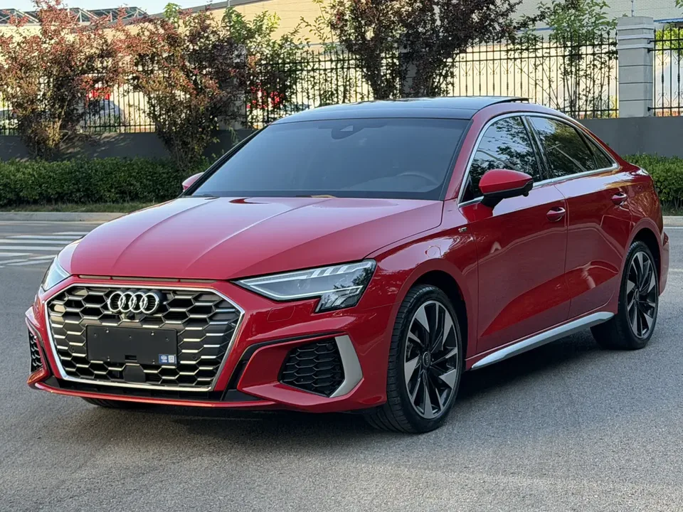 Audi A3 Audi A3 A3L Limousine 35 TFSI Stylish Sports 2022 — photo 1, buy with delivery to Moscow
