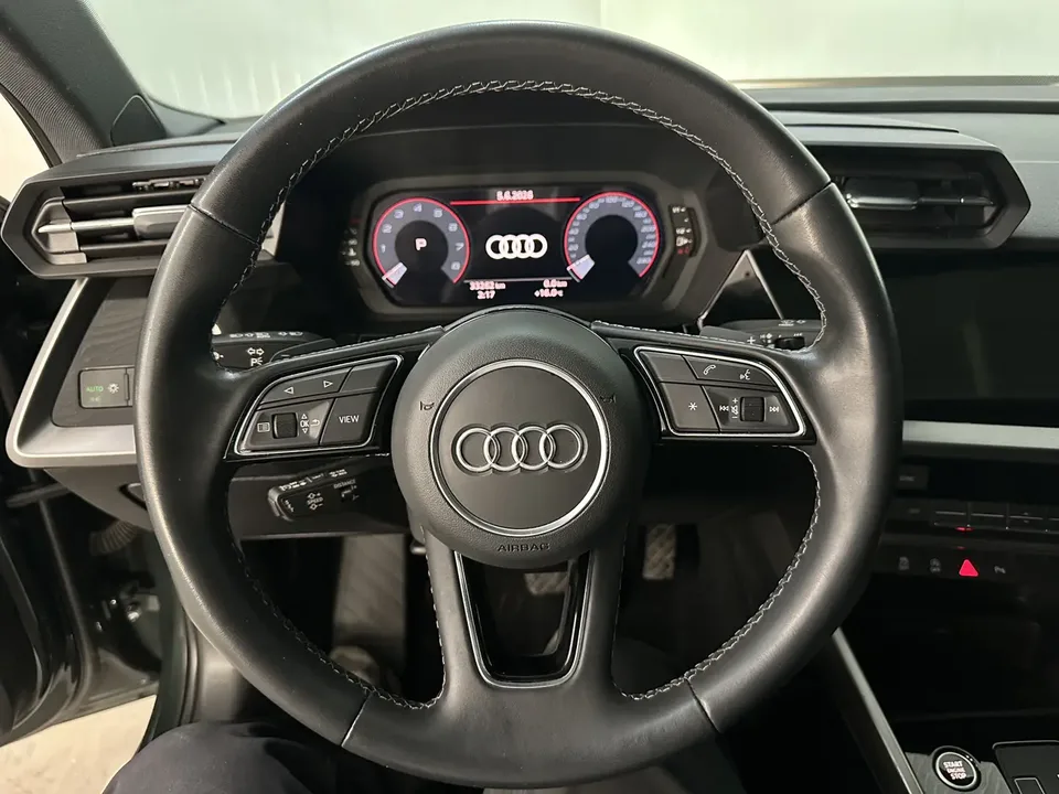 Audi A3 Audi A3 2022 A3L Limousine 35 TFSI Stylish Sports 2023 — миниатюра 5