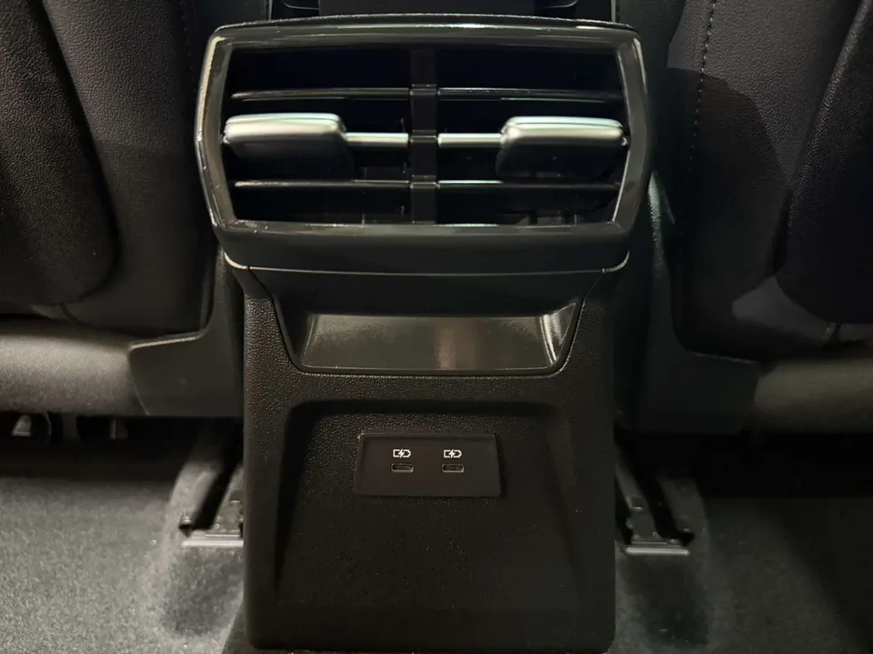 Audi A3 Audi A3 A3L Limousine 35 TFSI Stylish Sports 2023 — thumbnail 3