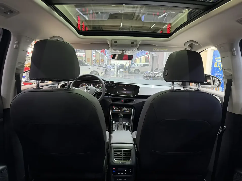 Volkswagen Tayron Tanyue 280TSI 2WD Luxury Smart Edition 2022 — thumbnail 5