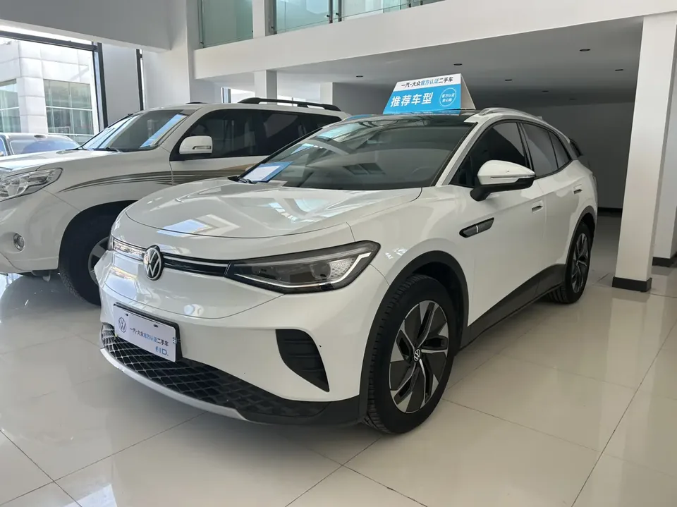Volkswagen ID.4 Crozz ID.4 CROZZ Pure Limited Edition 2022 — photo 1, buy with delivery to Moscow