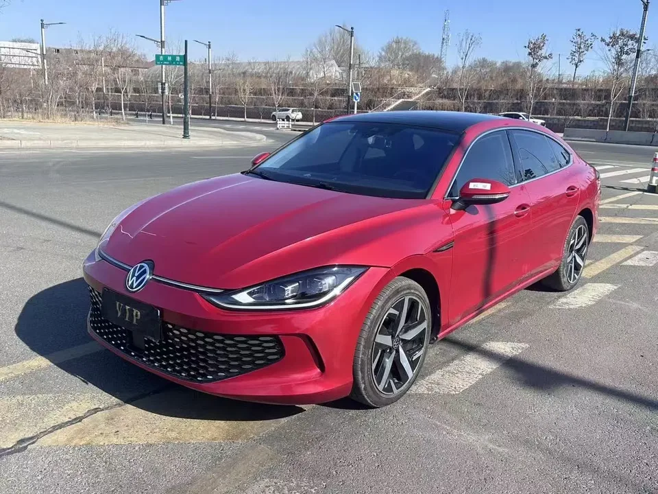 Volkswagen Lamando Lingdu 2022 Lingdu L 280TSI DSG Cool Edition 2022 — photo 1, buy with delivery to Moscow
