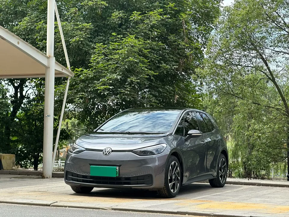 Volkswagen ID.3 ID.3 Volkswagen ID.3 2023 Pure Smart Edition 2023 — photo 1, buy with delivery to Moscow