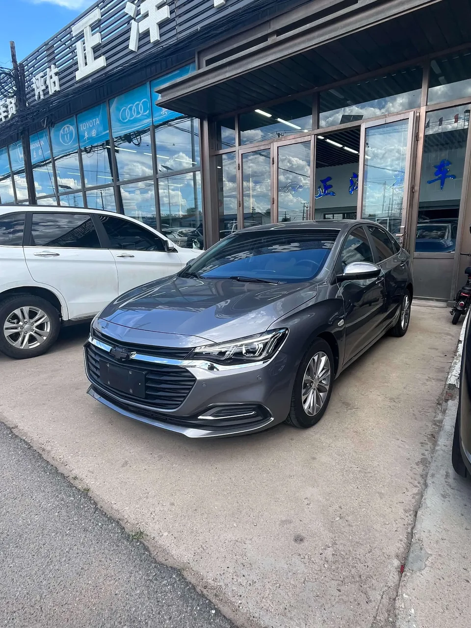 Chevrolet Monza Cruze Cruze 2022 320 Automatic Enjoy Edition 2022 — photo 1, buy with delivery to Moscow