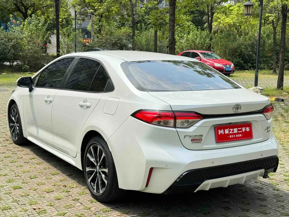 Toyota Levin Lei Ling 2022 Lelink 185T CVT Sports Edition 2022 — thumbnail 2