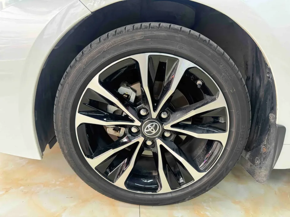 Toyota Levin Lei Ling 2022 Lelink 185T CVT Sports Edition 2022 — thumbnail 3