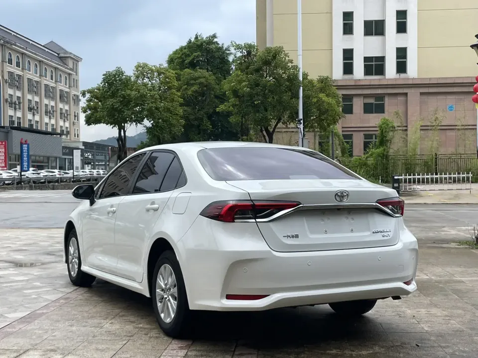 Toyota Corolla Corolla 1.2T S-CVT Pioneer PLUS Edition 2022 — thumbnail 4