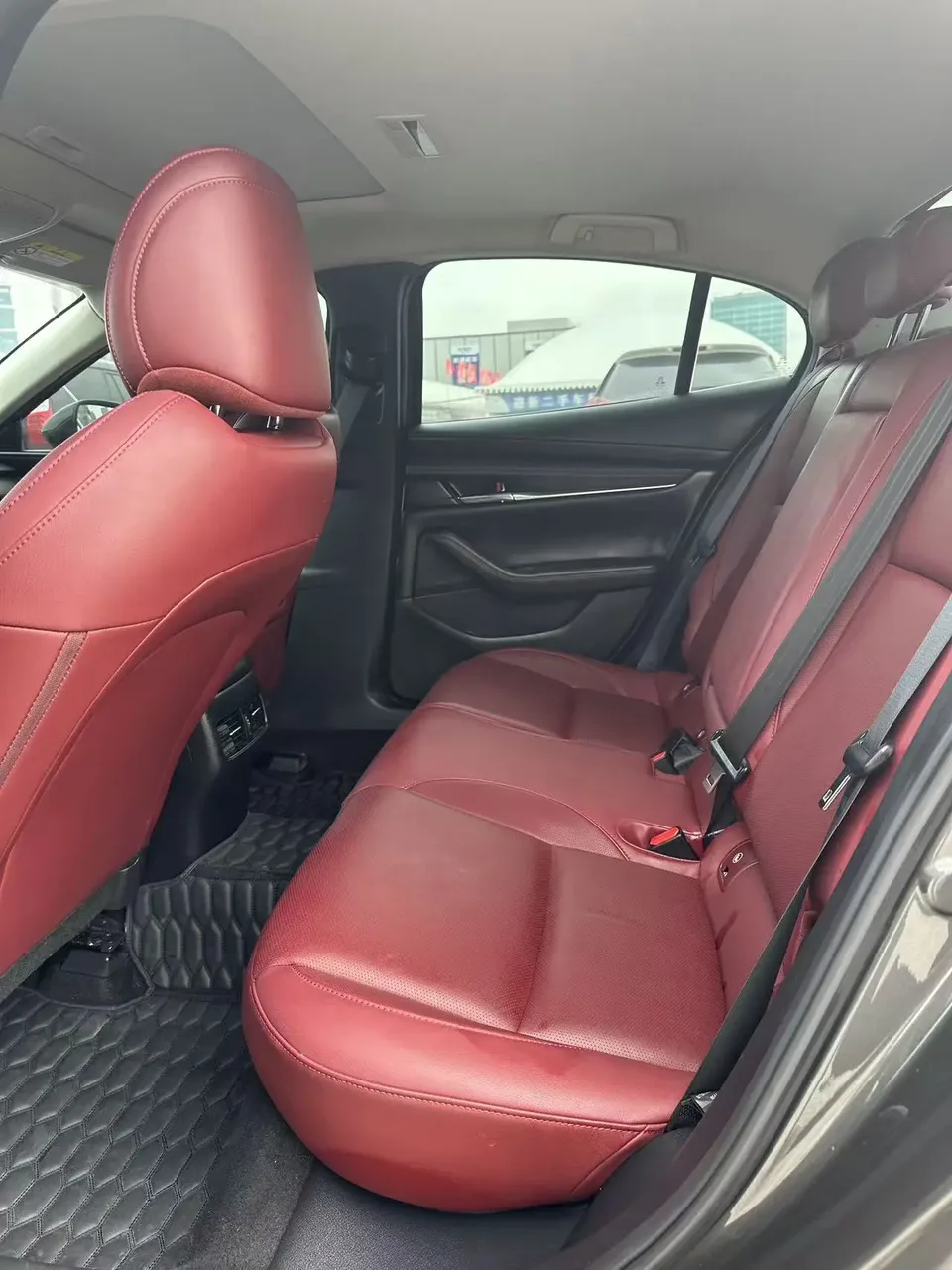 Mazda Axela Mazda3 2.0L Automatic Elegant Edition 2023 — thumbnail 3