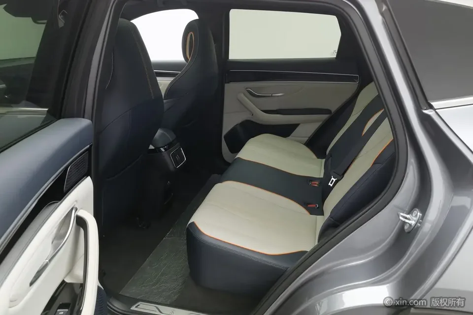 BYD Song PLUS DM Song PLUS DM 2021 DM-i 110KM 2WD Flagship PLUS 2023 — thumbnail 5