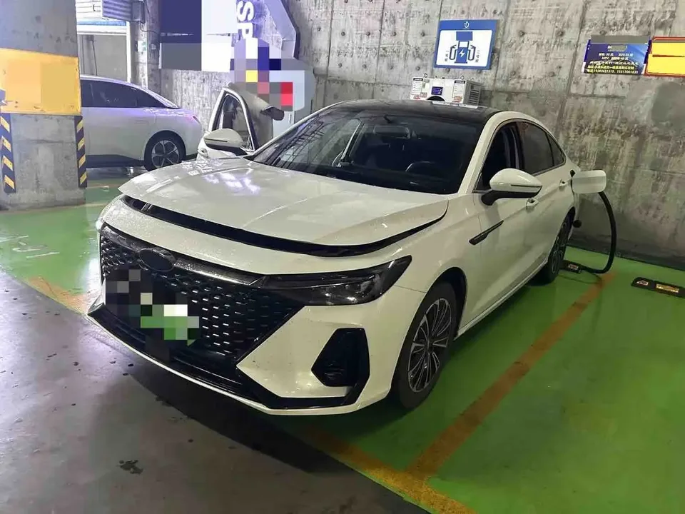 Chery Fengyun A8 Fengyun A8 127 Wind Chaser 2024 — photo 1, buy with delivery to Moscow
