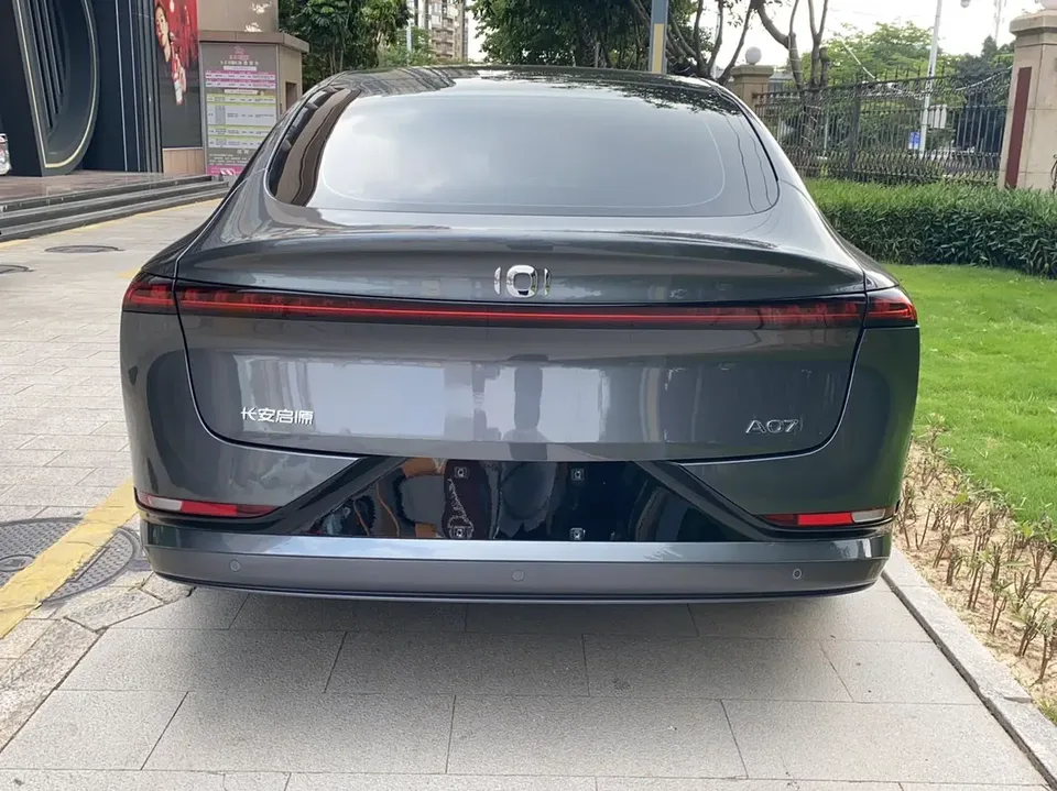 Changan Qiyuan A07 Changan Qiyuan A07 200 Max Extended Range 2023 — thumbnail 5