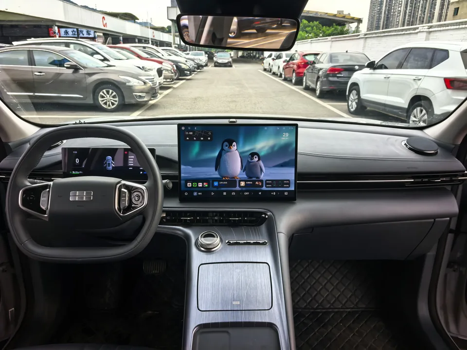 Geely Galaxy E5 Galaxy E5 440km Departure Edition 2024 — thumbnail 3
