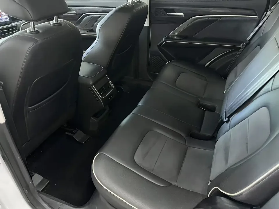 Haval H6 H6 National Fashion Edition 1.5T Automatic Urban Edition 2023 — thumbnail 3
