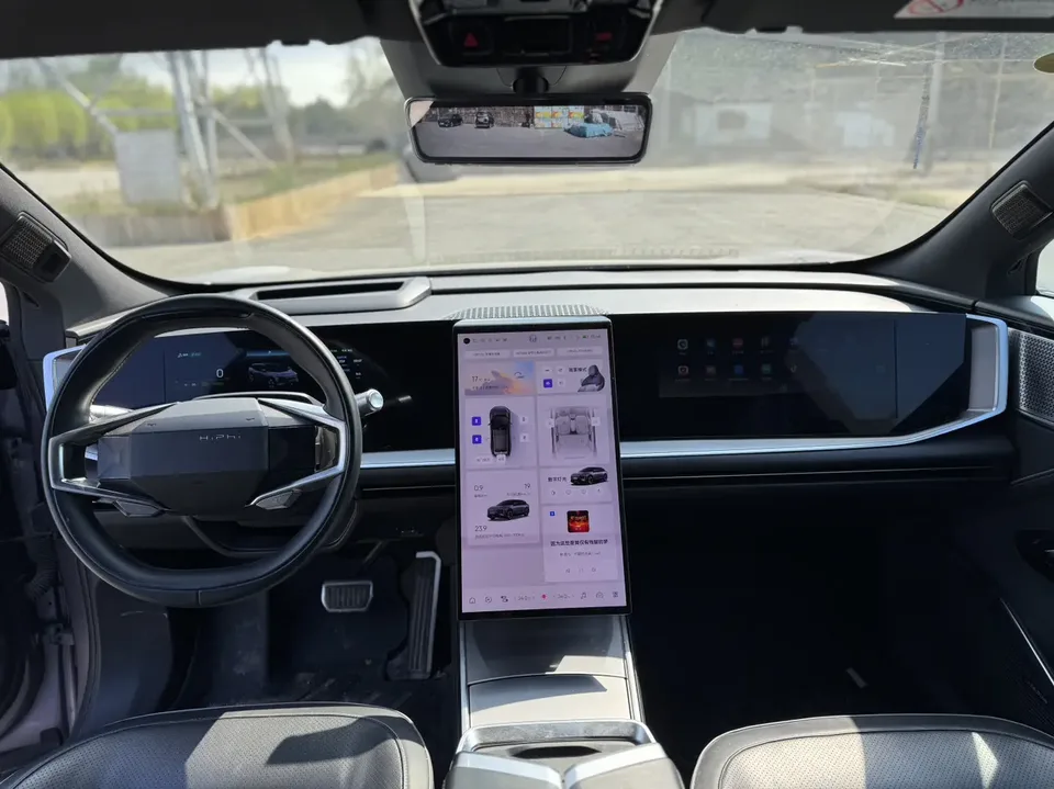 HiPhi Y HiPhi Y 560km Pioneer Edition 2023 — thumbnail 4